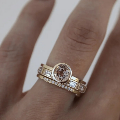 Elegante Innlagt Krystall Gull Ring