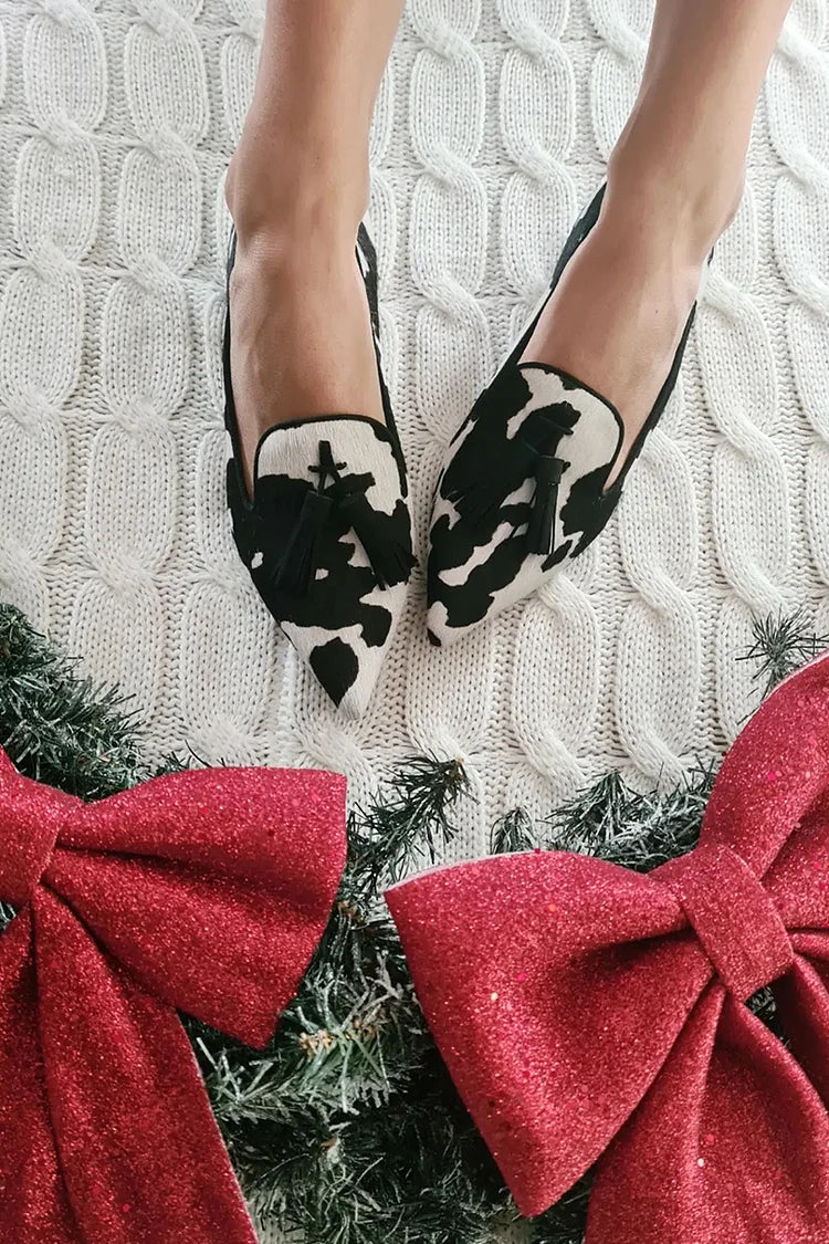 VALERIA | Elegante mokkasiner med spiss tå og dekorative frynse-detaljer