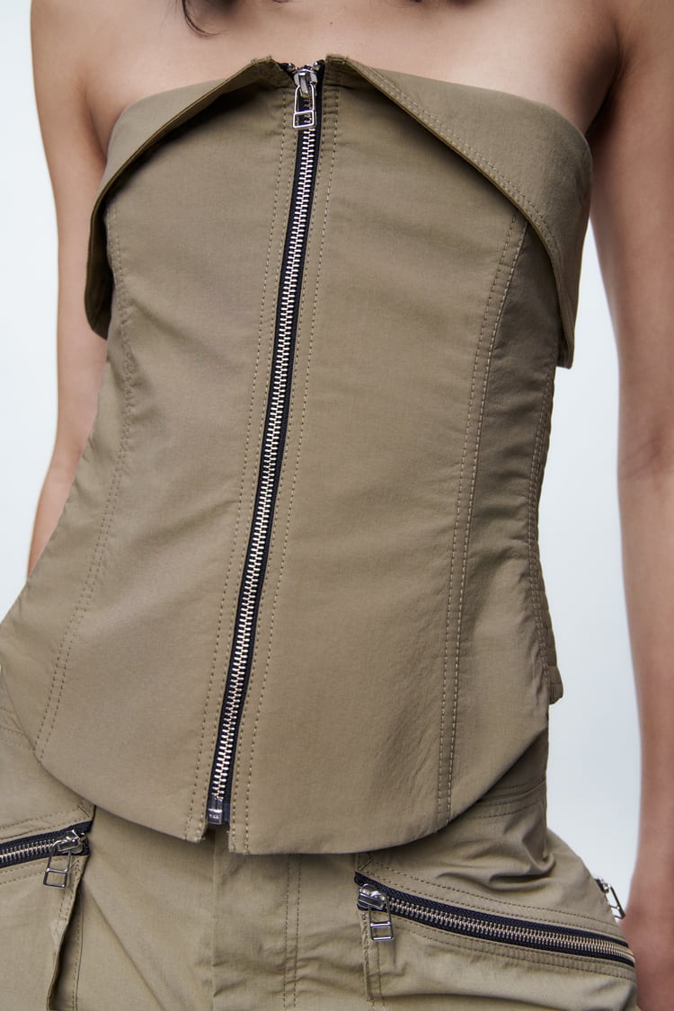 Bustier med glidelås og bukser i ett sett
