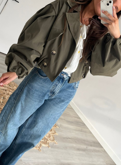 AMANI - Trenchcoat Kaki