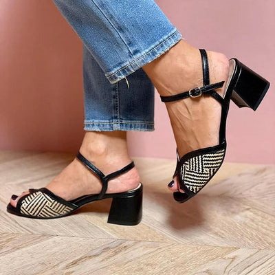 RACHELE | SANDALER I VEVD STOFF MED BRED HELL
