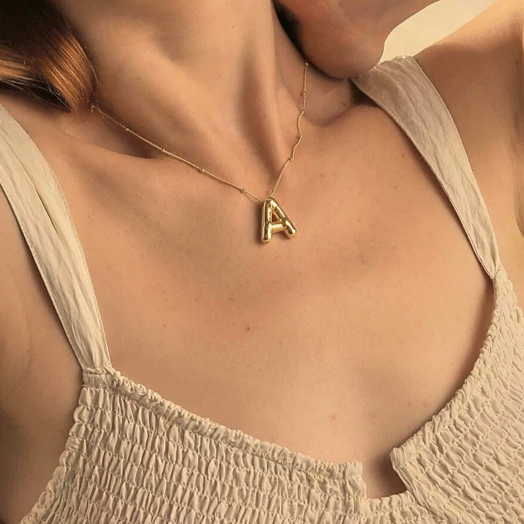 nesepryd med initialer | 18k Gull
