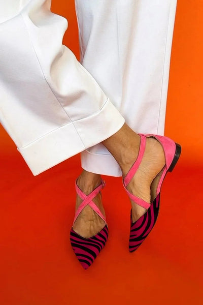 LUCREZIA | Elegante ballerinas med zebrastriper og rosa glamorøse stropper