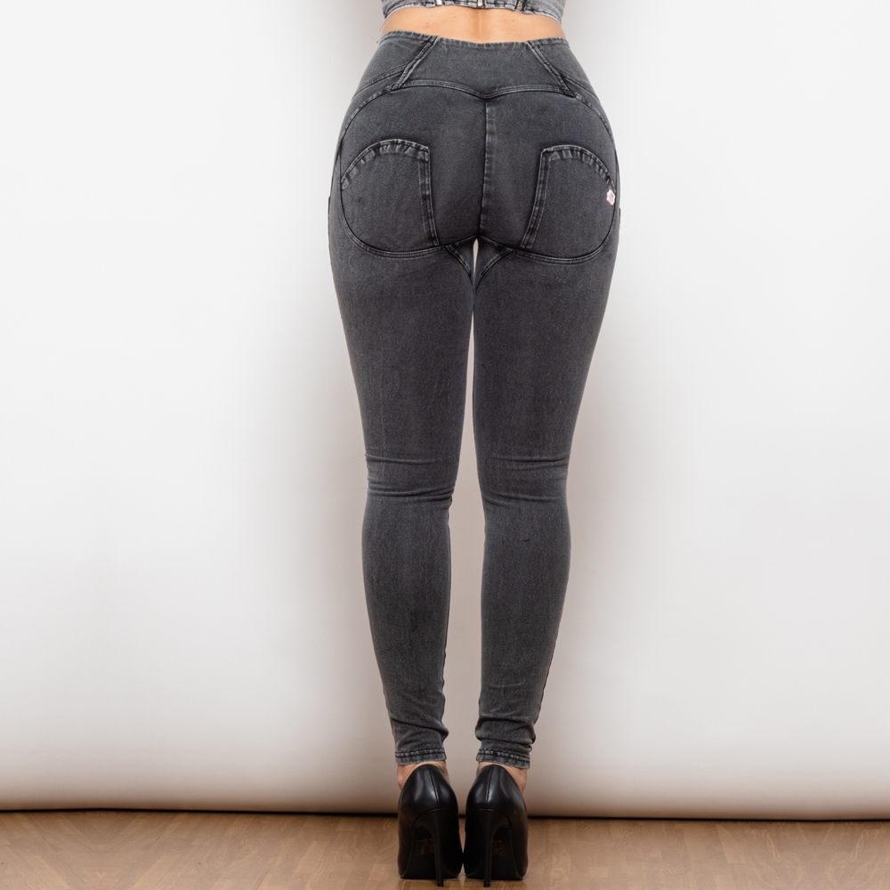 Grå tight jeans med høy midje