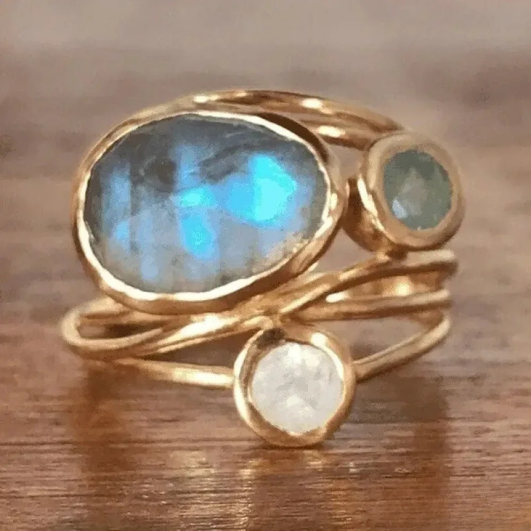 Vintage innlagte blå månestein ring