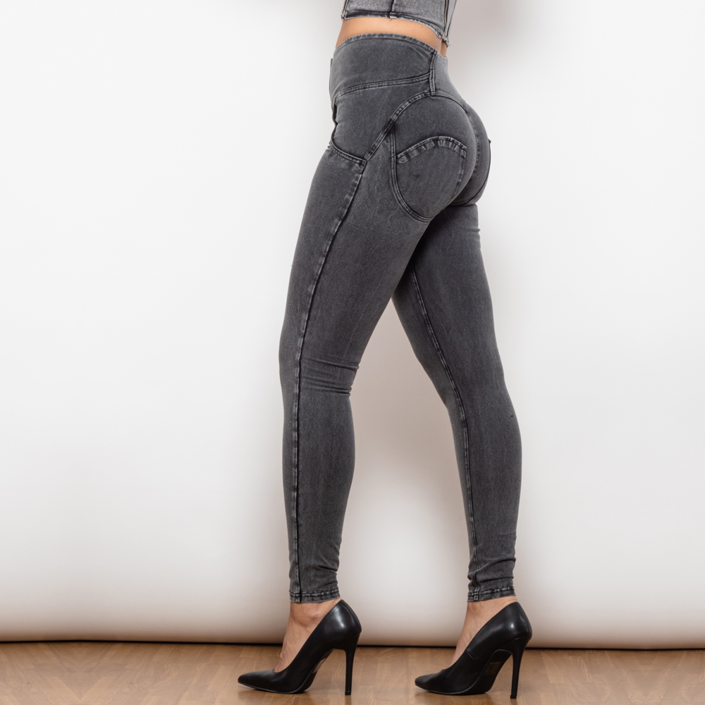 Grå tight jeans med høy midje