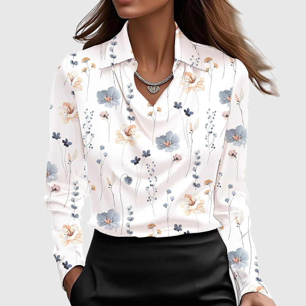 Brooklyn – Elegant Bluse i Blank Sateng