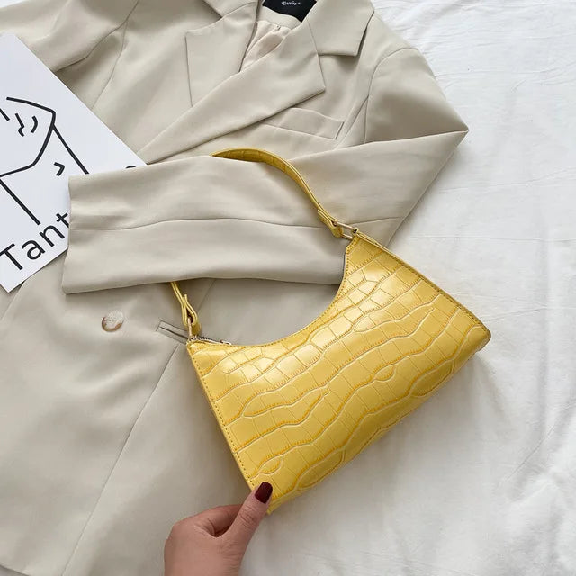 Tilly™ | Glitrende skulderveske med alligatormønster