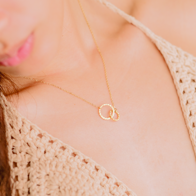 Isabelle Halskjede med Ringer | 18k Gull