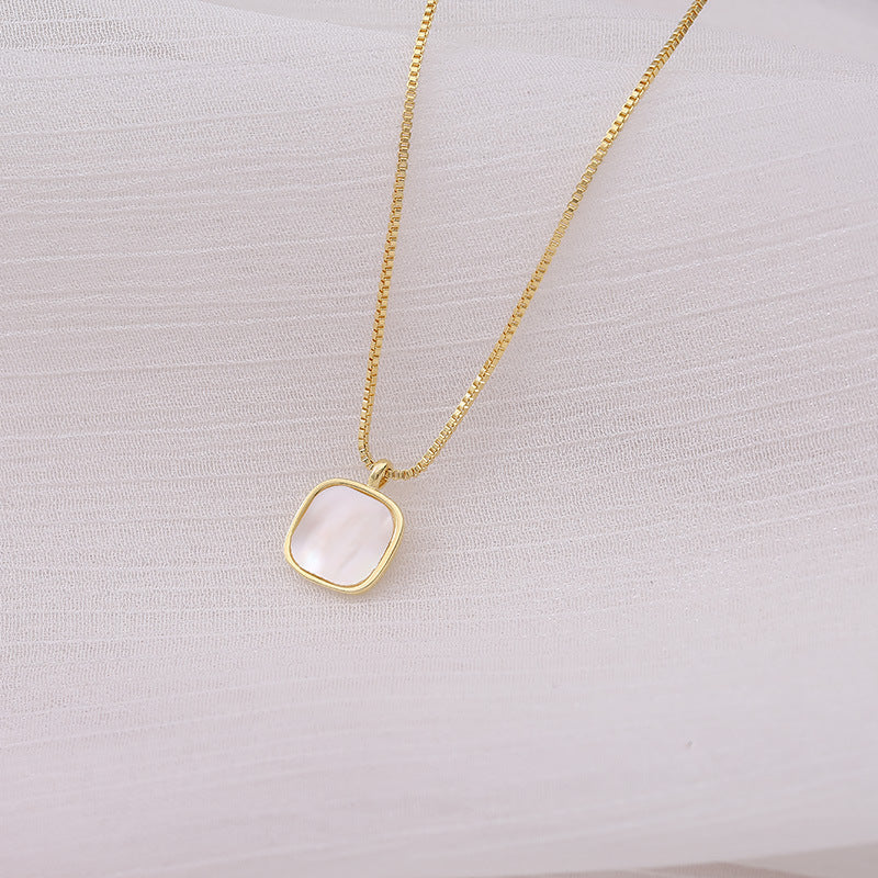 Sophie Gold Halskjede med Perlevedheng | 18k Gull