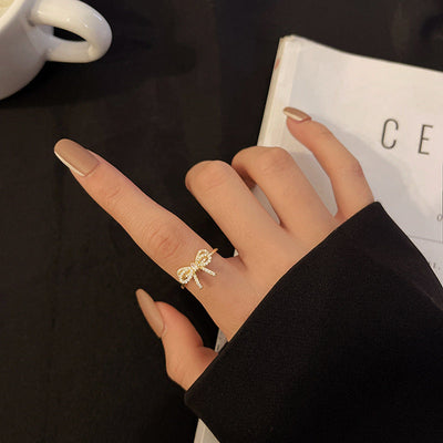 Henrietta Ring med Gull Bånd | Gull 18k