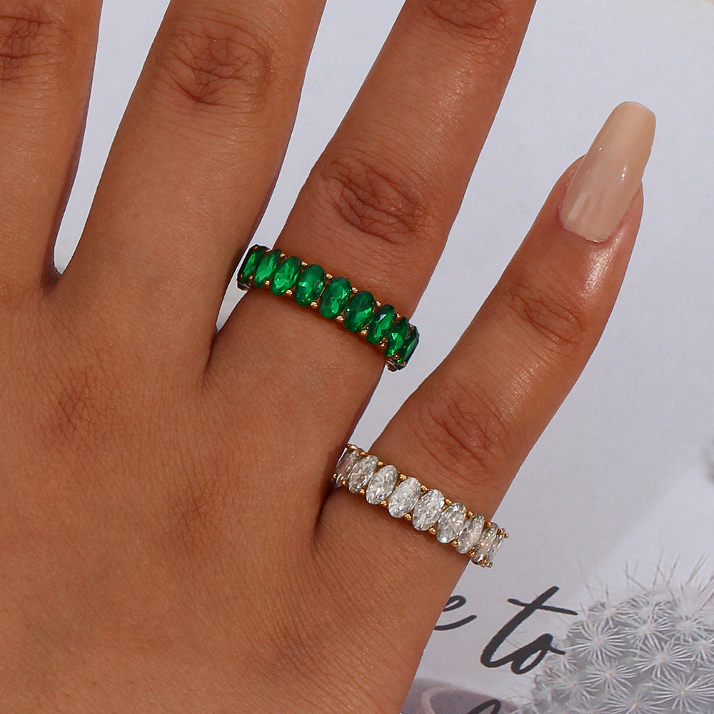 Antoinette Ring med Diamantsimulant | 18k Gull