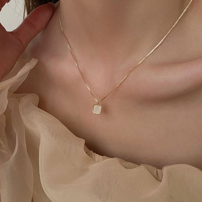Sophie Gold Halskjede med Perlevedheng | 18k Gull