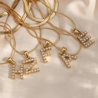 Fiona Lagenweise Initialhalskjede | 18k Gull
