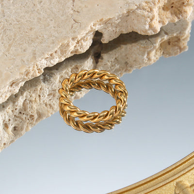 Melody Twist Ring | 18k Gull