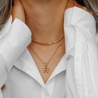 Fiona Lagenweise Initialhalskjede | 18k Gull
