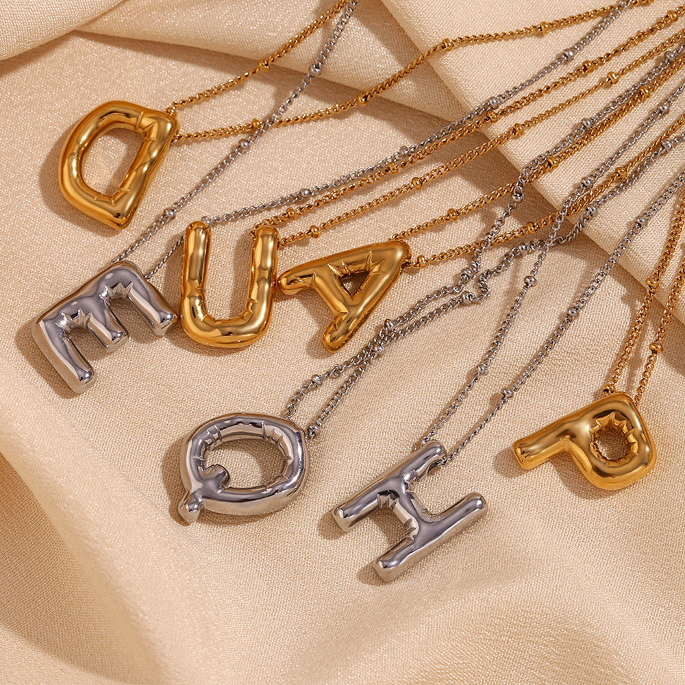 nesepryd med initialer | 18k Gull