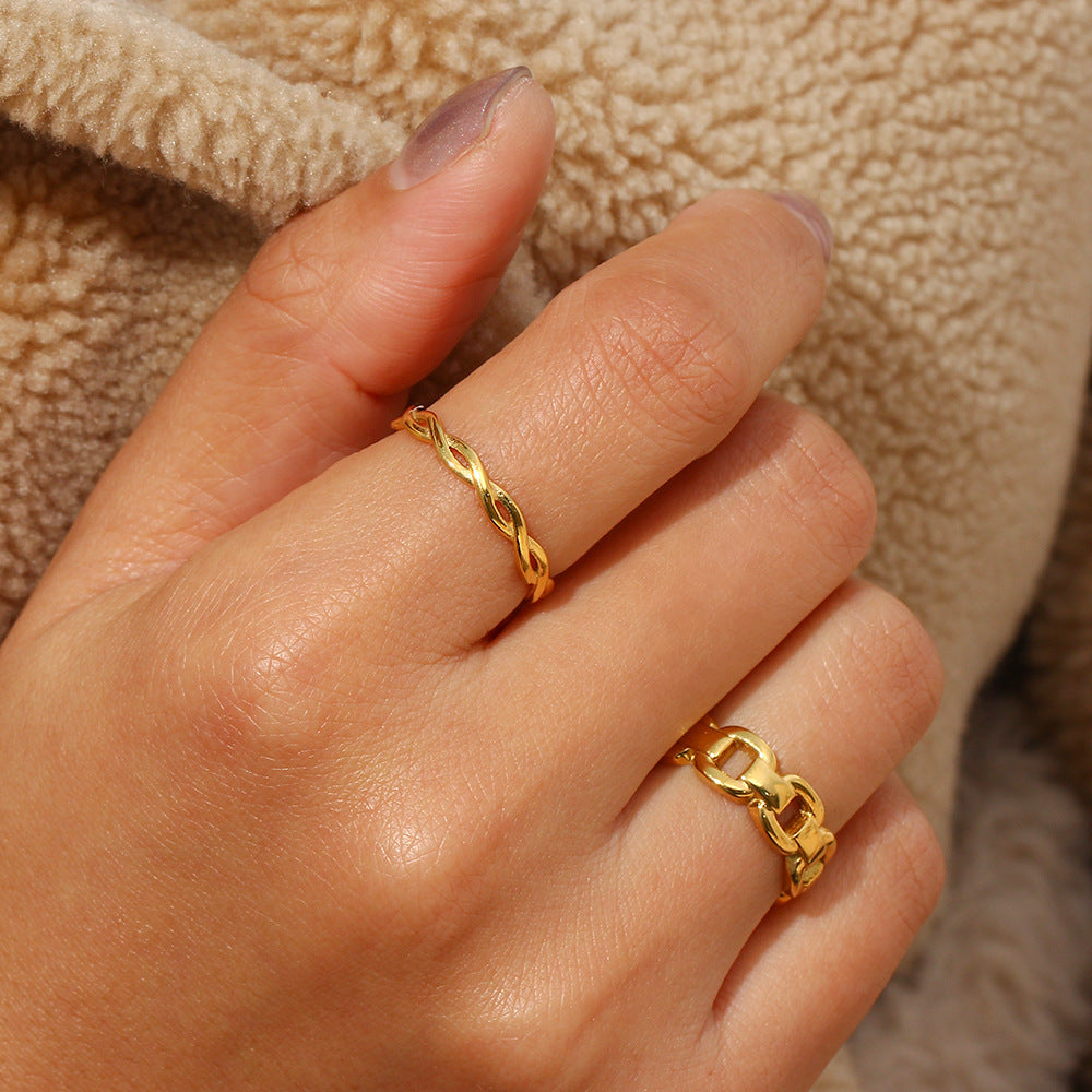 Keira Ring | 18K Gull
