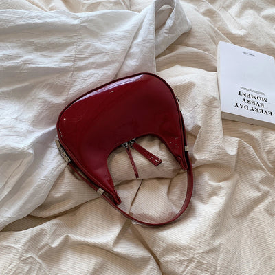 bella™ – Vintage Crescent Shoulder Bag