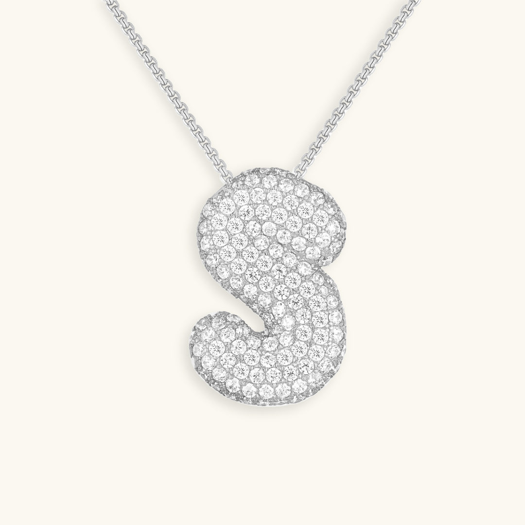 Navnesmykke Bubble med diamant | 18k Gull