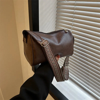Trine™ | Vintage Skinn Crossbody Veske med Justerbar Vevd Rem