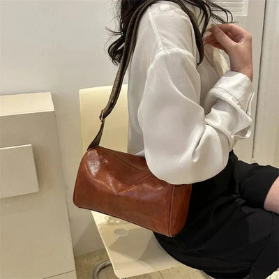 Trine™ | Vintage Skinn Crossbody Veske med Justerbar Vevd Rem
