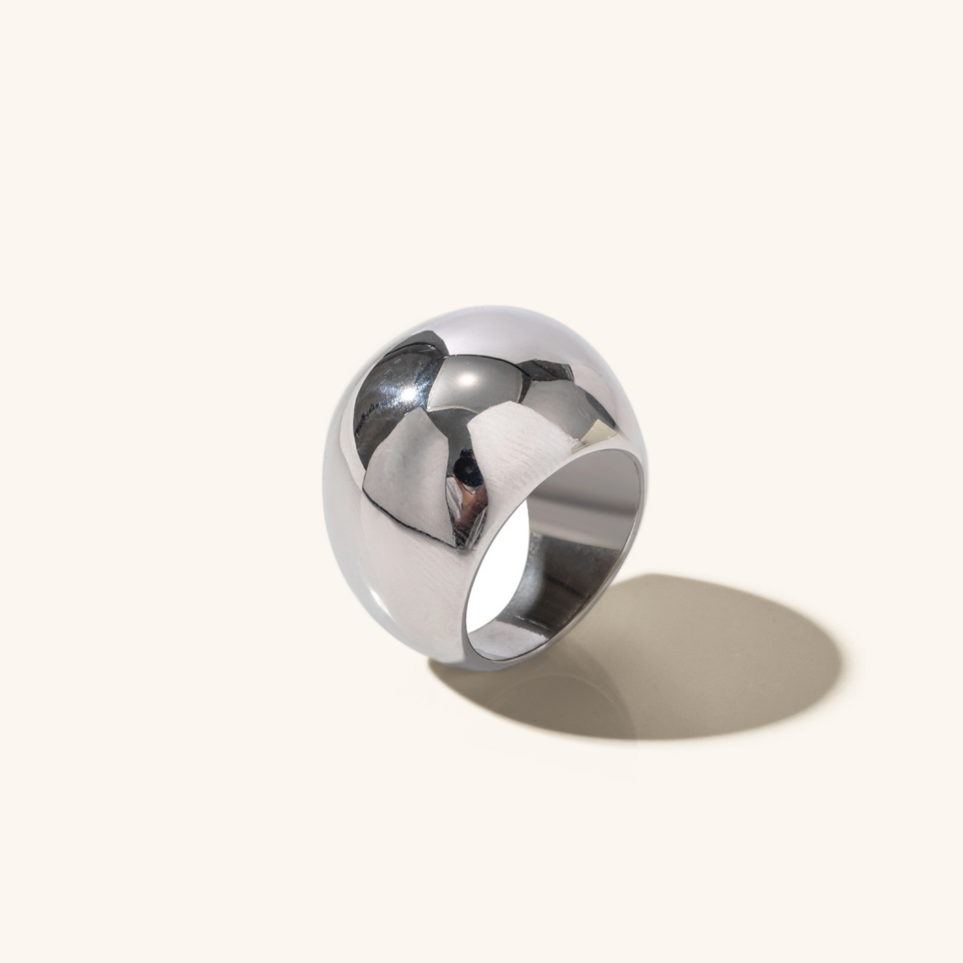 Navia Ring | 18k Gull