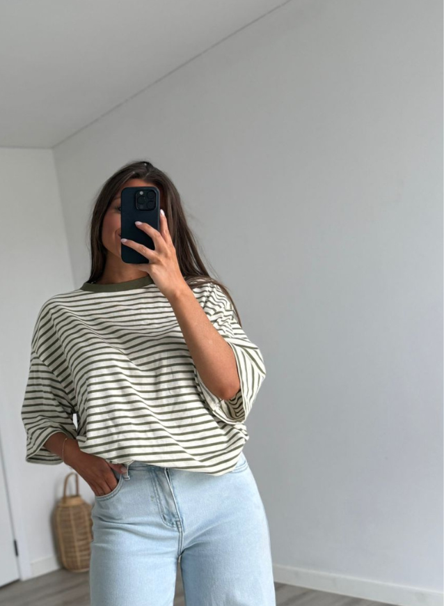YASMINE - T-skjorte Olivengrønn