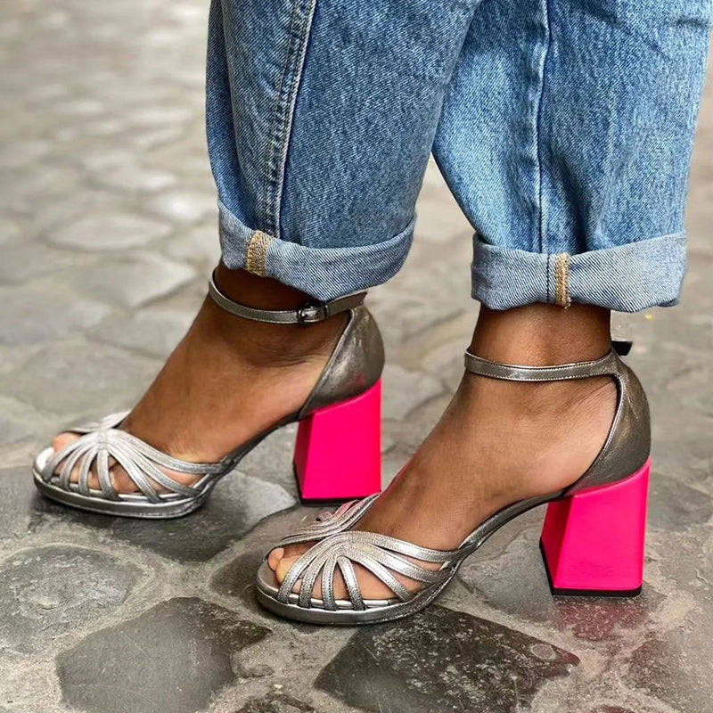Naelle™ | Glitrende sandaler med tykk hæl og elegant spenne for en stilfull look