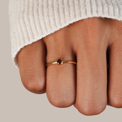 Fingerringer med Fødselsstein | 16k Gull