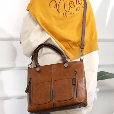Maelis™ - Skinn Skulderveske" can be rewritten as "Maelis™ - Leather Shoulder Bag.