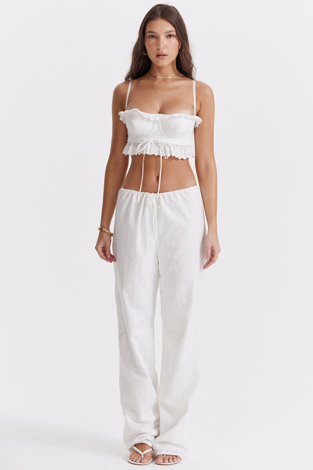 Vit broderie anglais bralette topp med bukser