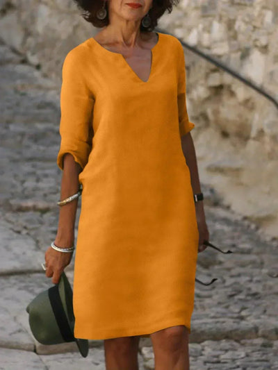 JOSETTE – Elegant kjole med V-hals