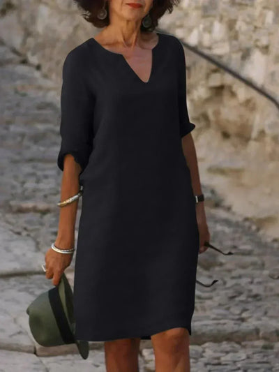 JOSETTE – Elegant kjole med V-hals