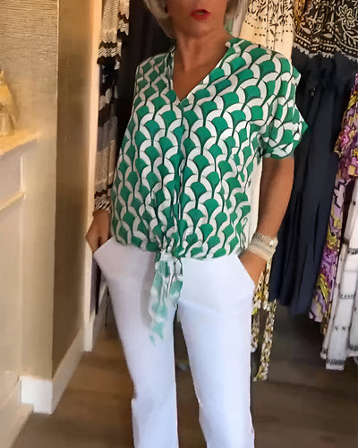 ELENA – Lekkert print-top med V-hals