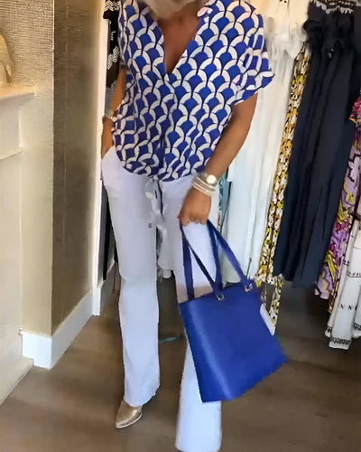ELENA – Lekkert print-top med V-hals