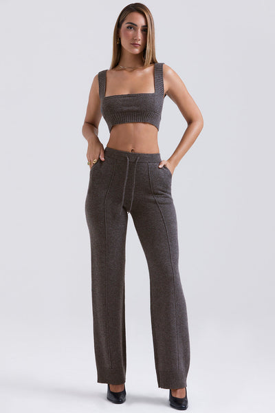 Antracitfarget cardigan i kashmirblanding med belte, bralette og bukser